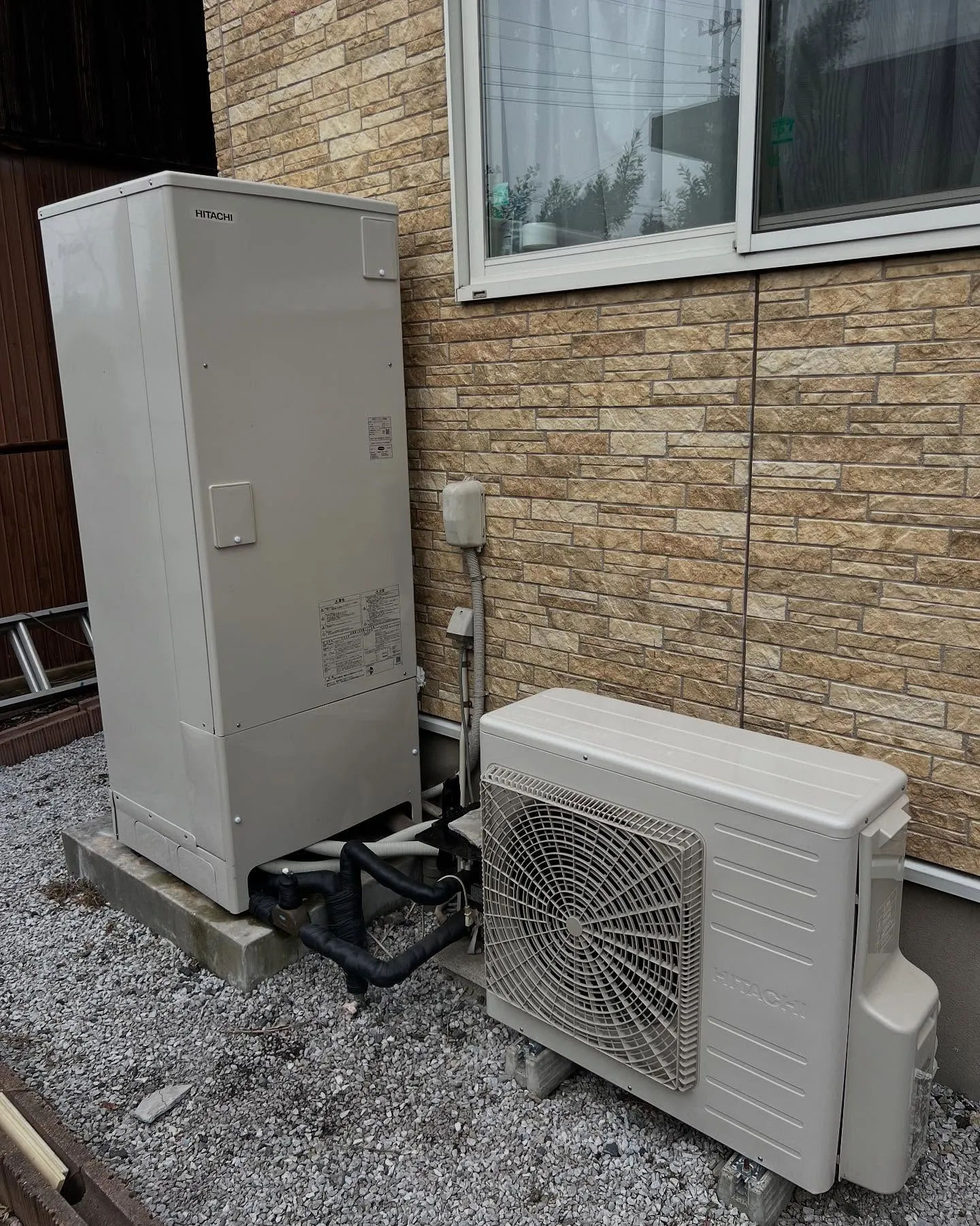 埼玉県にてコロナエコキュートから日立エコキュートBHP-F3...